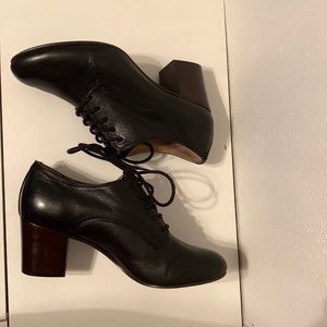 Frye Oxfords 8